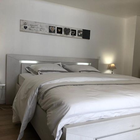 Ferienwohnung Nuitees Aixoises Aix-en-Provence Exterior foto