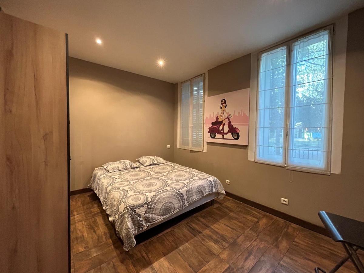 Ferienwohnung Nuitees Aixoises Aix-en-Provence Exterior foto