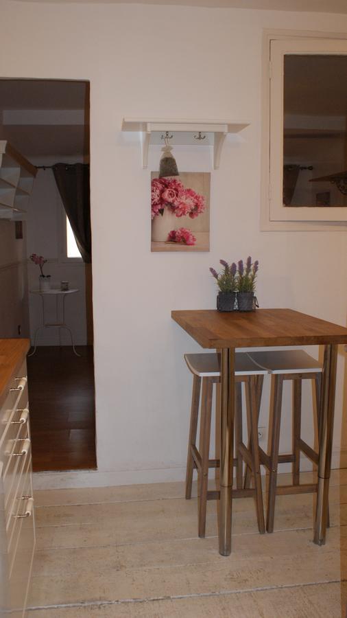 Ferienwohnung Nuitees Aixoises Aix-en-Provence Exterior foto