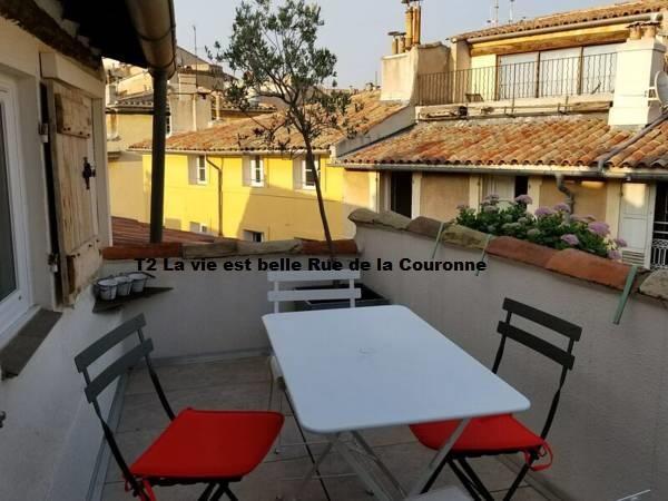 Ferienwohnung Nuitees Aixoises Aix-en-Provence Exterior foto