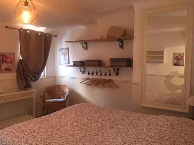 Ferienwohnung Nuitees Aixoises Aix-en-Provence Exterior foto