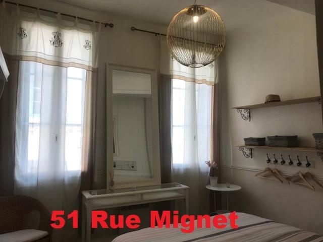Ferienwohnung Nuitees Aixoises Aix-en-Provence Exterior foto